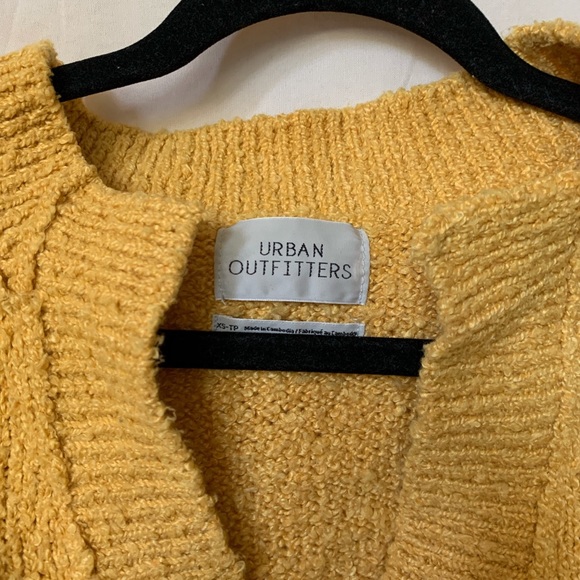 Urban Outfitters Baggy Knit V-neck Sweater - Picture 3 of 5